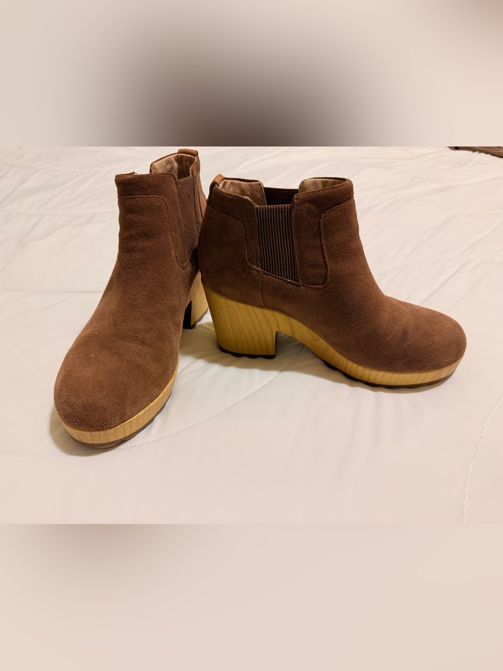 Dr. Scholls Brown Suede Block Heel Ankle Boots